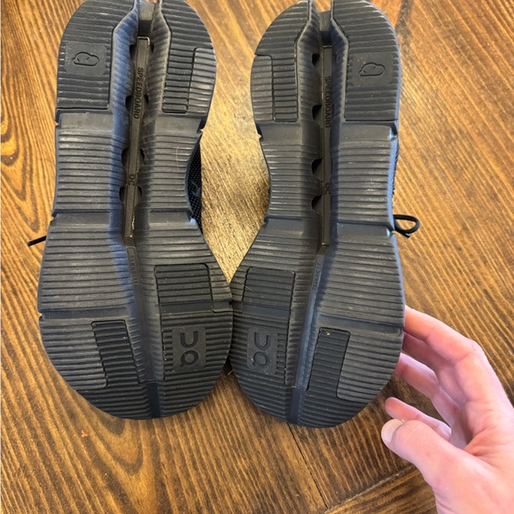 Women's Black On Cloud Running Shoes - Picture 4 of 5